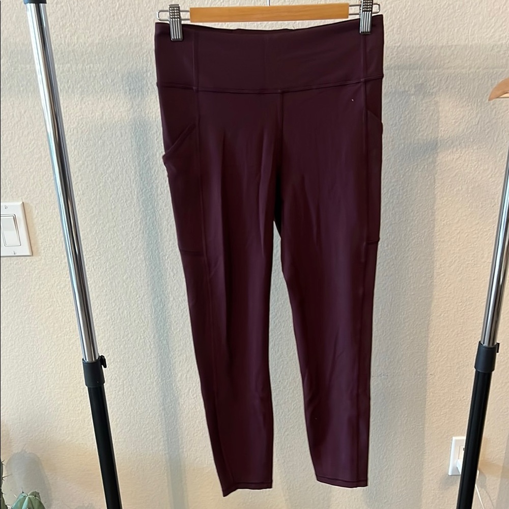 Women's invigorate tights Lululemon size 8